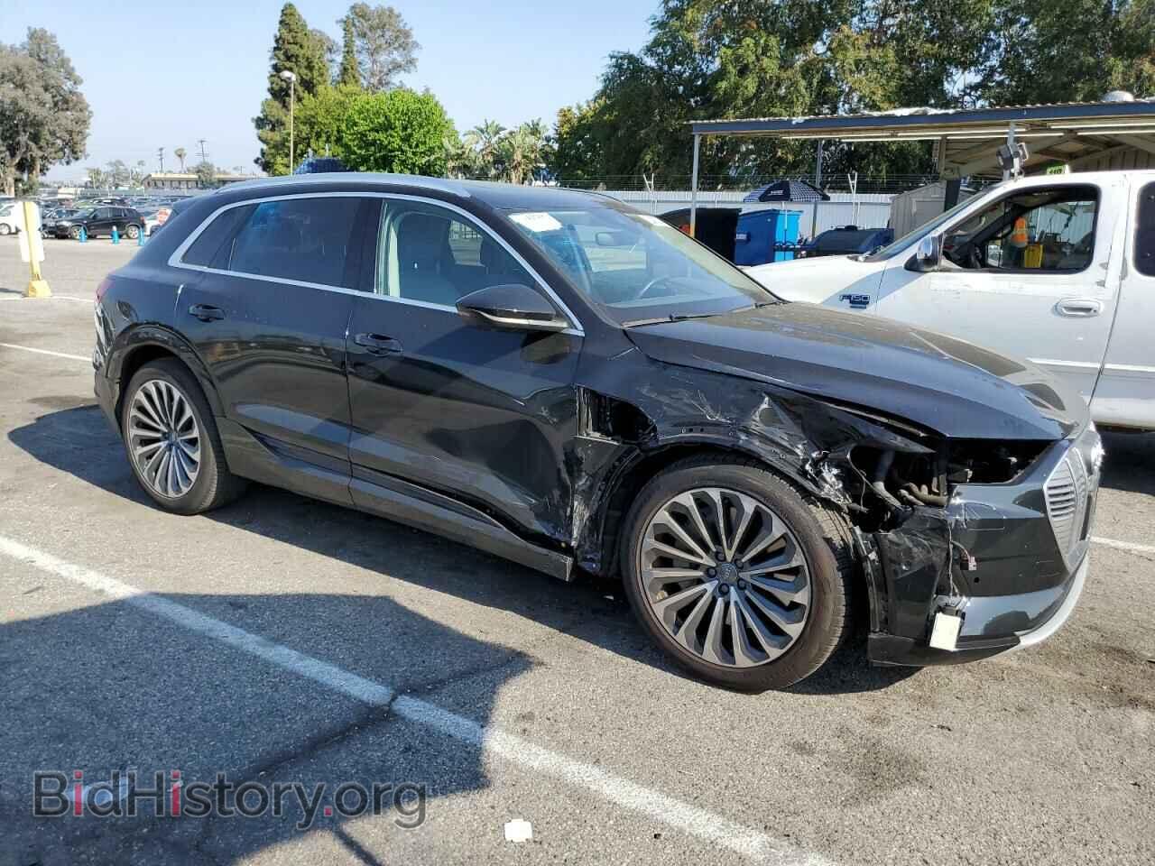 2019 AUDI E-TRON - VIN: WA1VAAGE4KB024328 - Фото 4