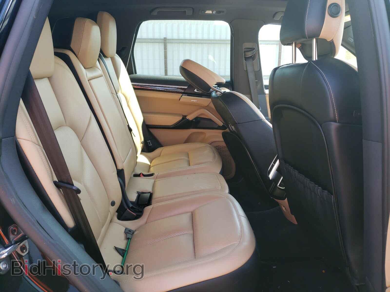 2016 PORSCHE CAYENNE - VIN: WP1AA2A24GKA37000 - Фото 6