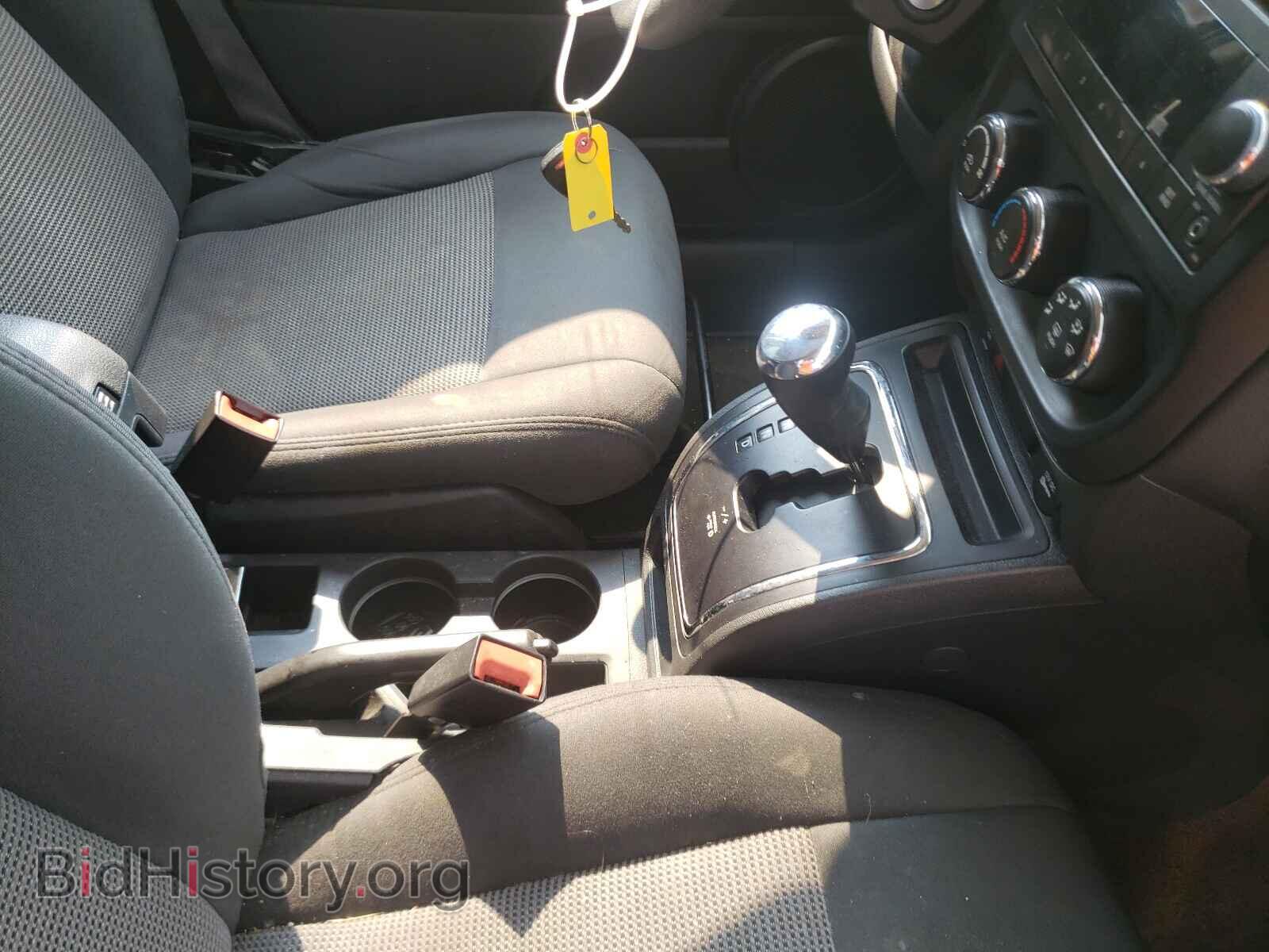 2014 JEEP COMPASS - VIN: 1C4NJDBB8ED880406 - Photo 9