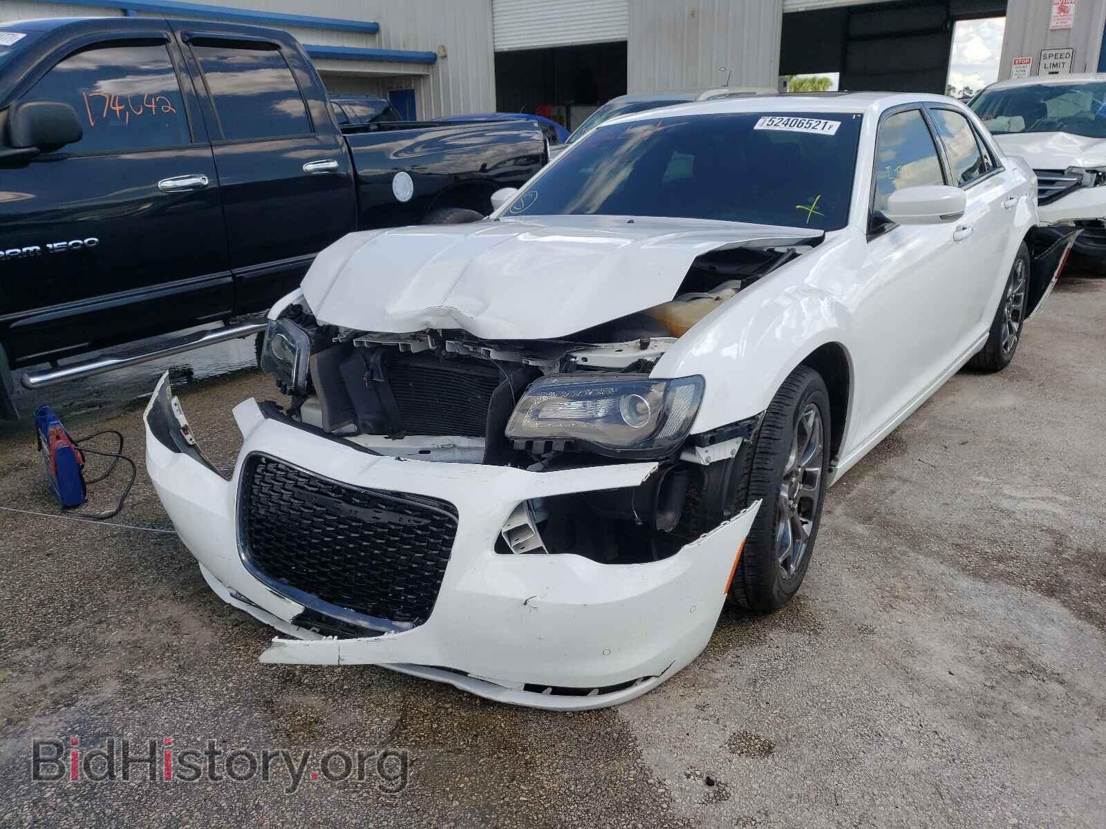 2016 CHRYSLER 300 - VIN: 2C3CCAGG7GH136164 - Фото 2
