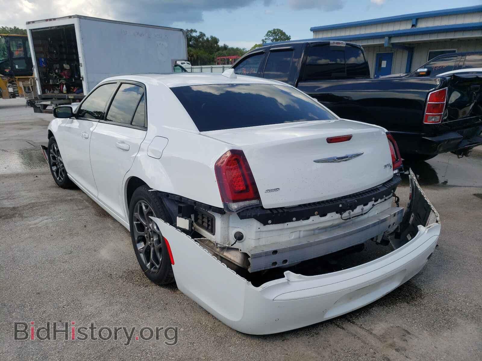 2016 CHRYSLER 300 - VIN: 2C3CCAGG7GH136164 - Фото 3