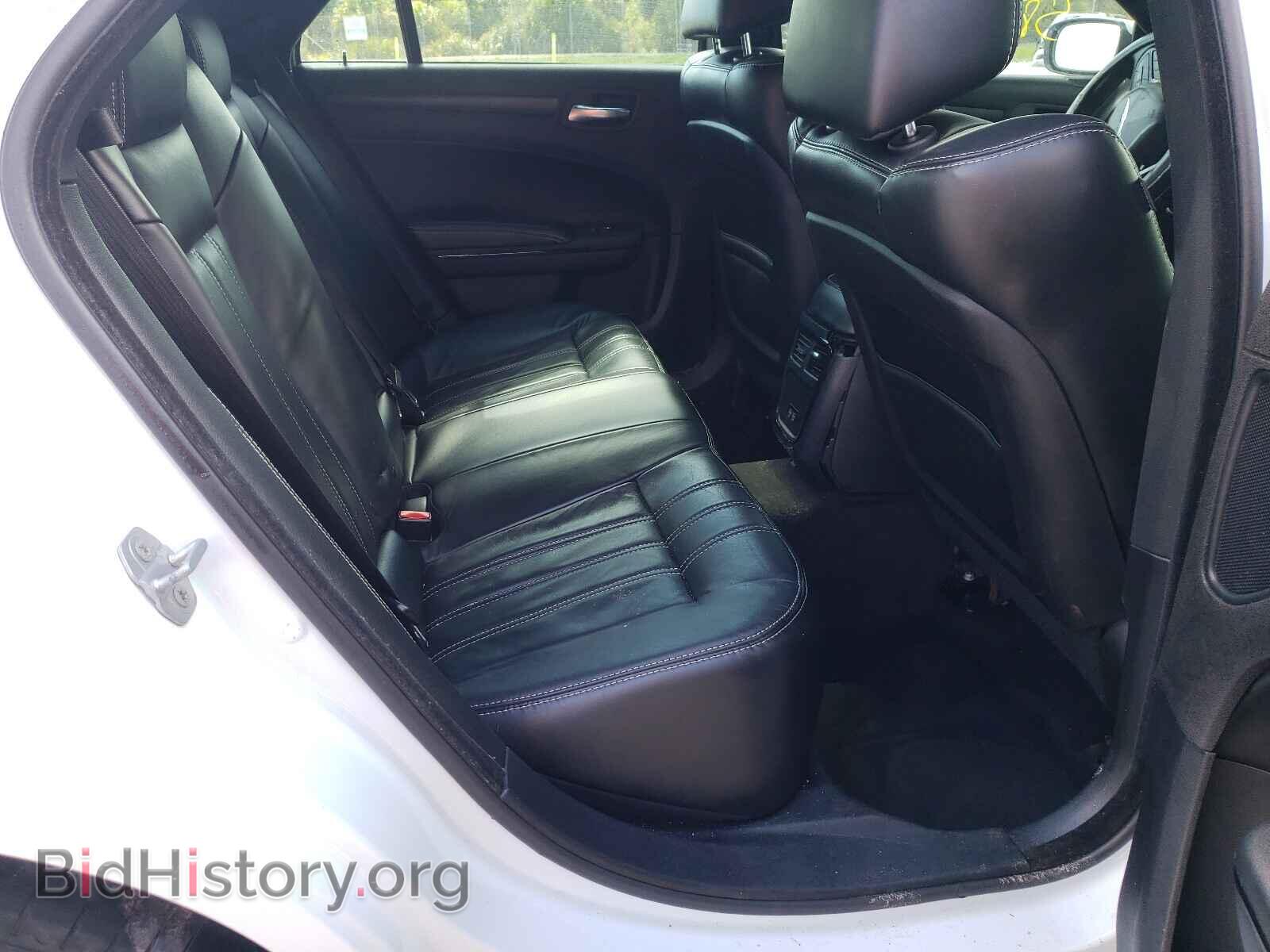 2016 CHRYSLER 300 - VIN: 2C3CCAGG7GH136164 - Фото 6