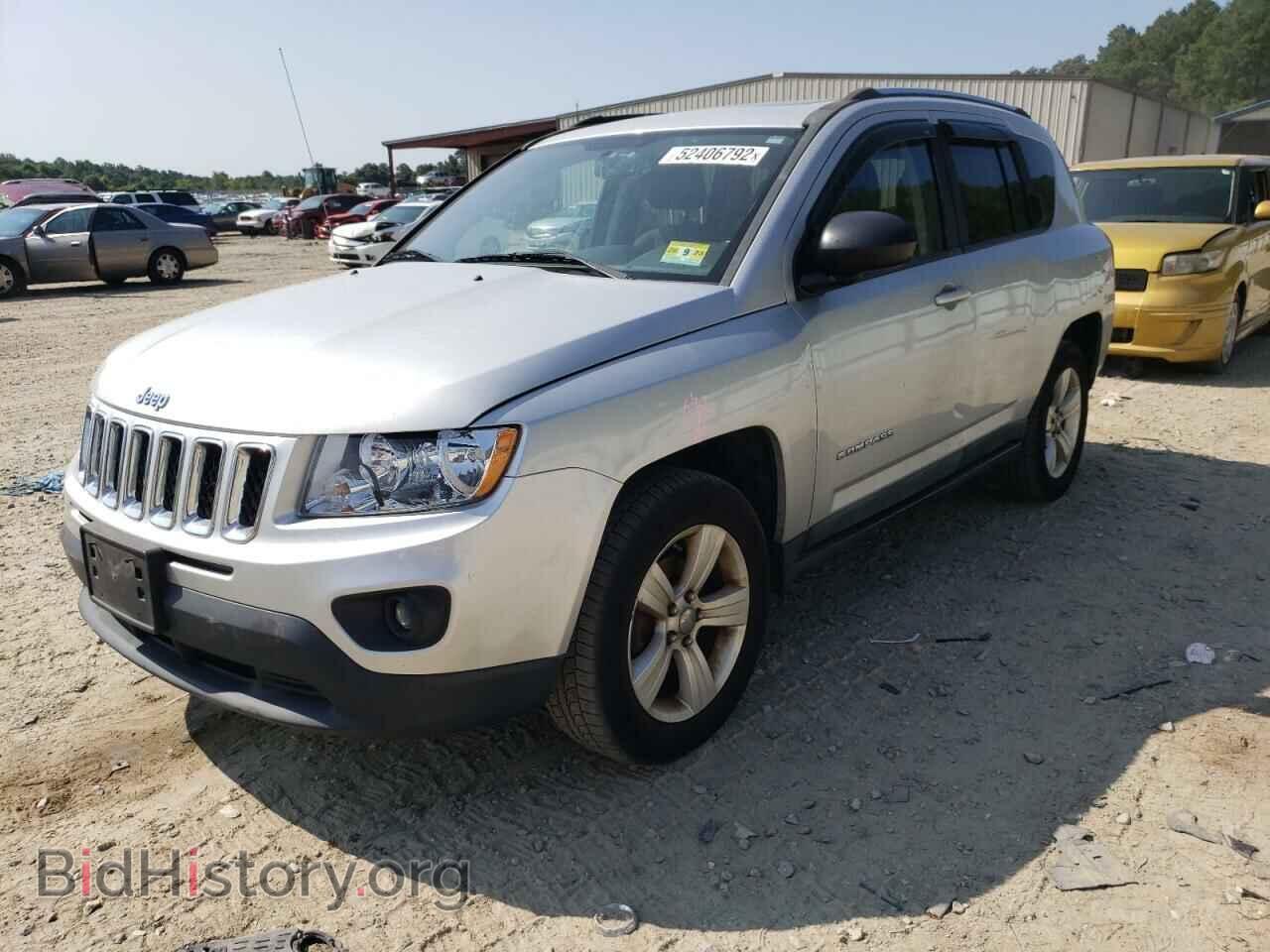 2011 JEEP COMPASS - VIN: 1J4NF1FB1BD259430 - Фото 2