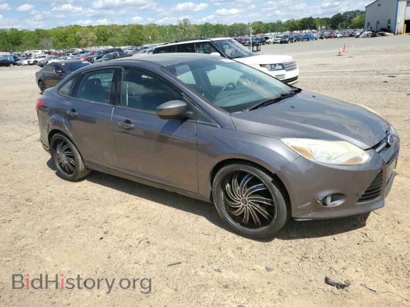 2012 Ford FOCUS (VIN 1FAHP3F20CL138316) — photo 4 of 12