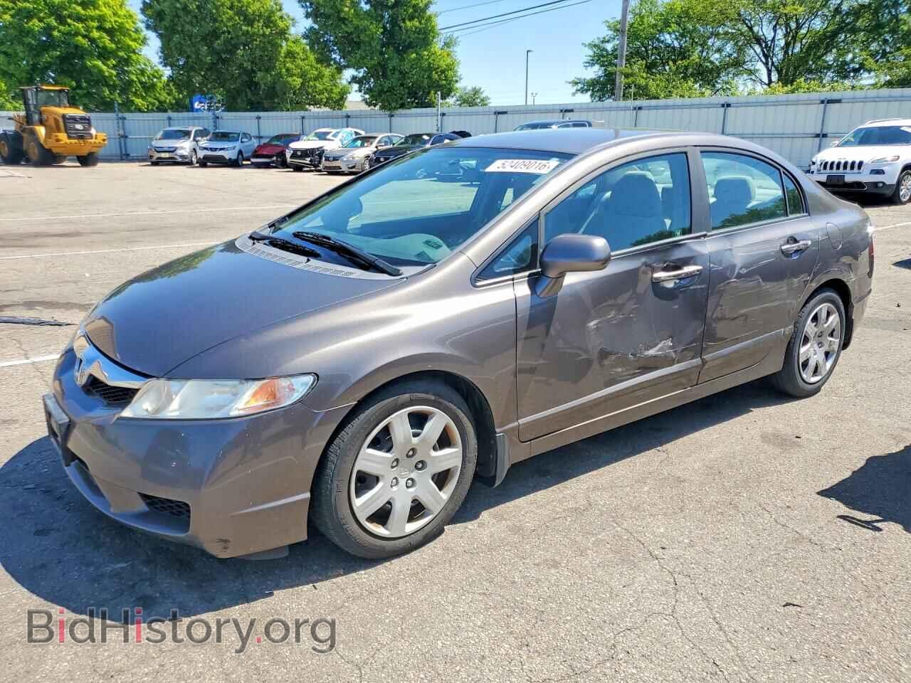 Фотография 19XFA1F56AE085760 - HONDA CIVIC 2010