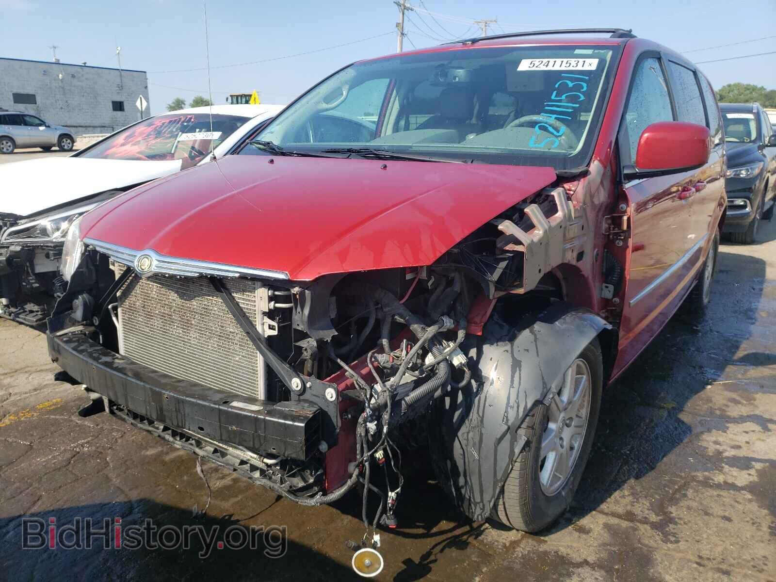 2010 CHRYSLER MINIVAN - VIN: 2A4RR5DX8AR136024 - Фото 2