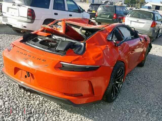 2018 PORSCHE 911 - VIN: WP0AC2A97JS177039 - Фото 4