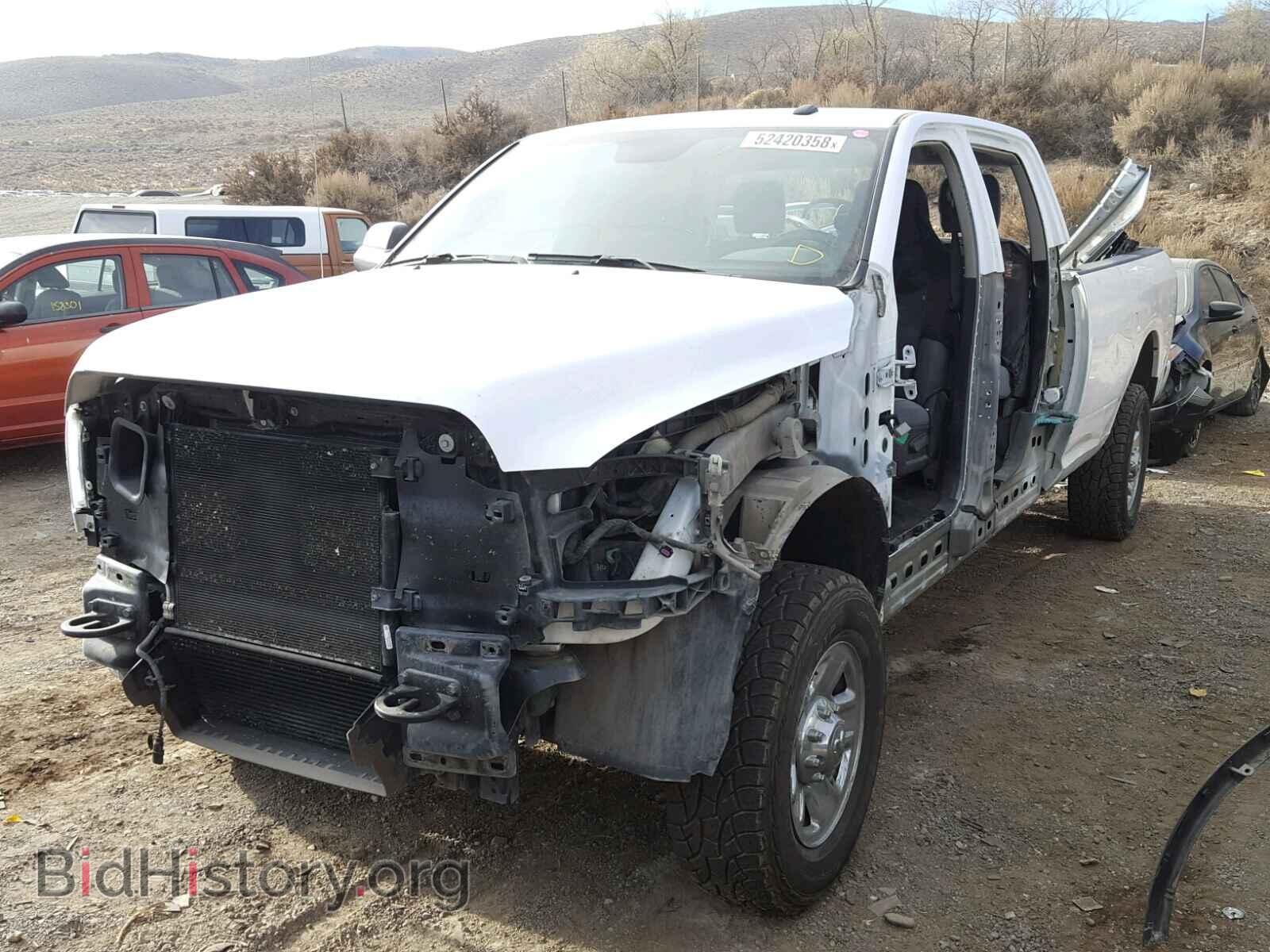 2017 RAM 2500 ST - VIN: 3C6UR5HL7HG516342 - Фото 2