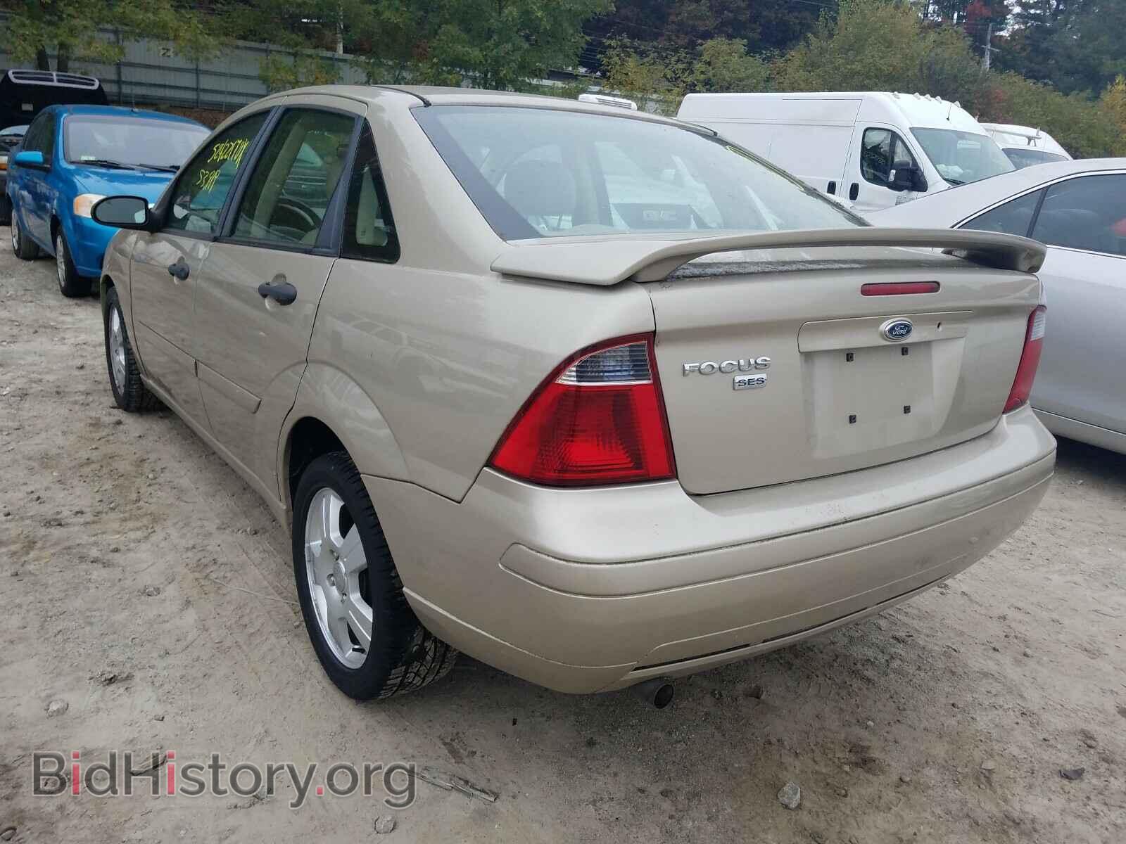 2007 FORD FOCUS - VIN: 1FAHP34N77W355038 - Фото 3