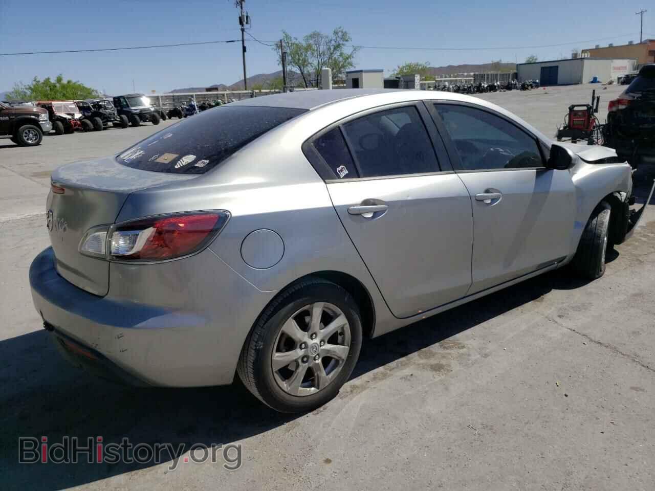2011 MAZDA 3 - VIN: JM1BL1VG6B1900359 - Фото 3