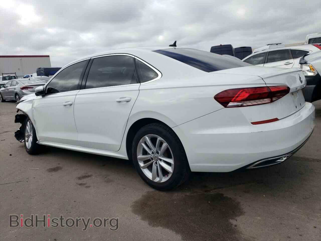 2020 VOLKSWAGEN PASSAT - VIN: 1VWSA7A32LC014005 - Фото 2