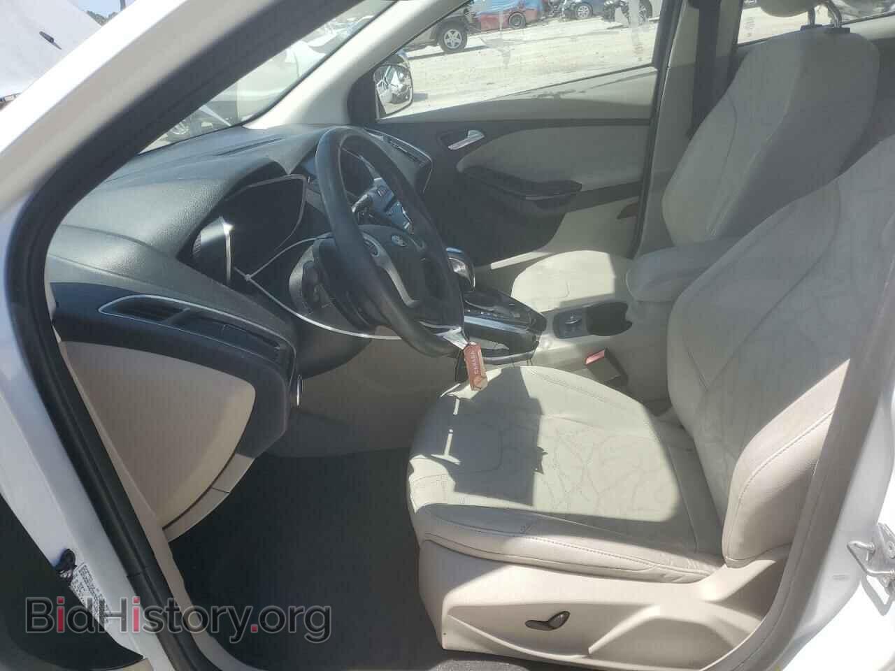 2012 FORD FOCUS - VIN: 1FAHP3R42CL411561 - Фото 7