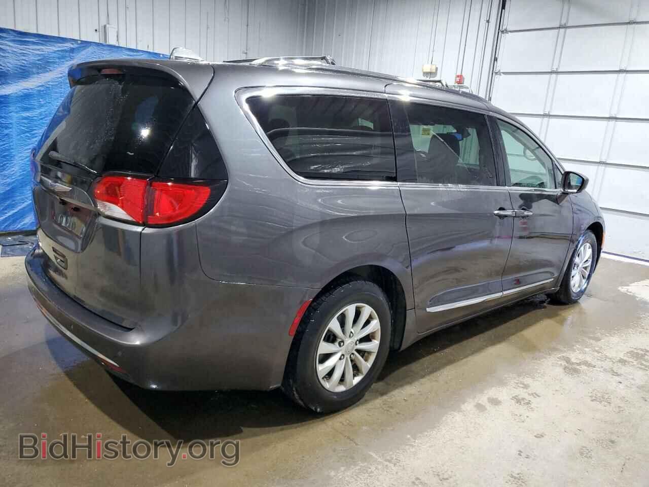 2018 CHRYSLER PACIFICA - VIN: 2C4RC1BG3JR355119 - Фото 3