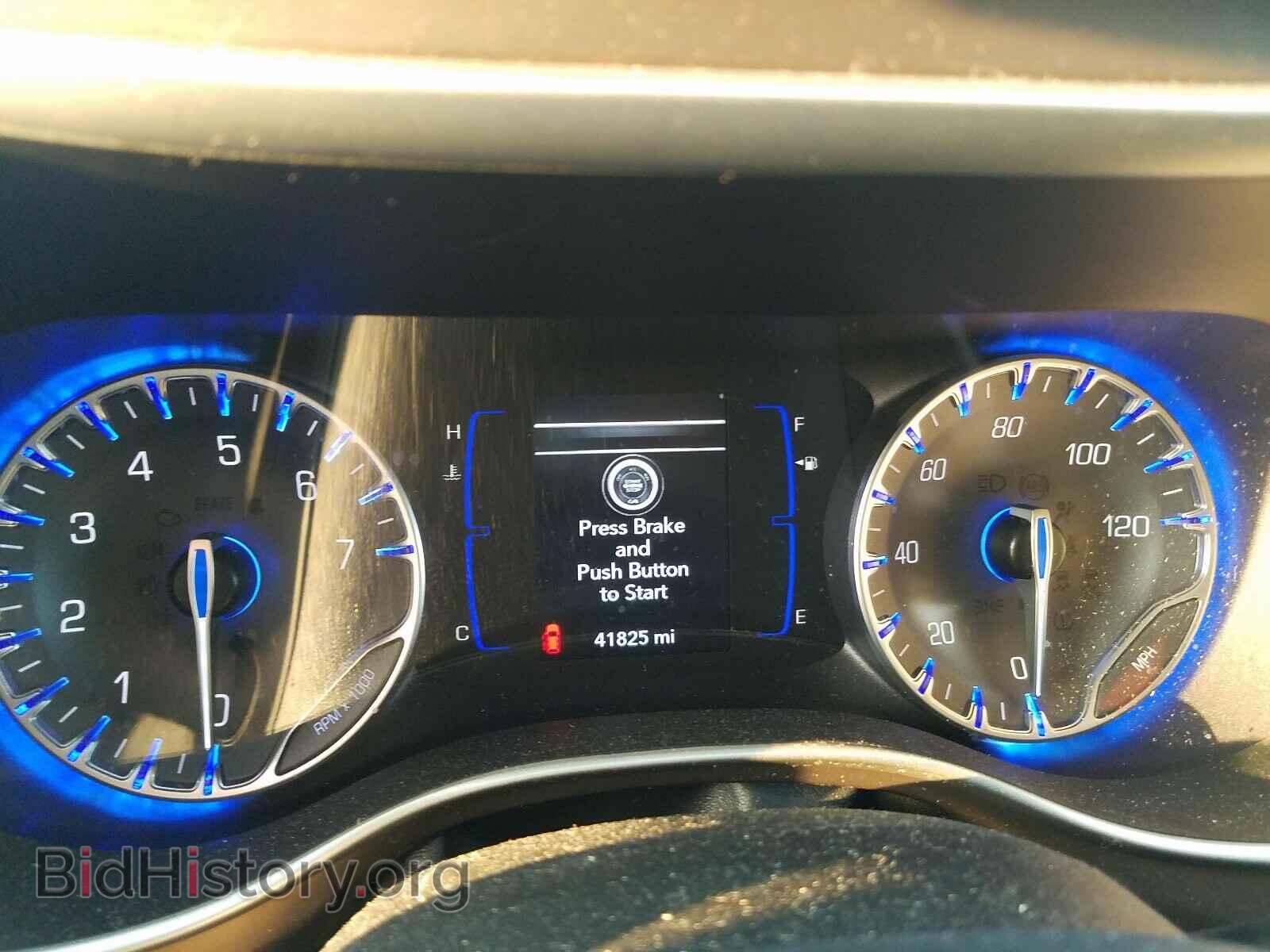 2018 CHRYSLER PACIFICA - VIN: 2C4RC1FG9JR227963 - Фото 8
