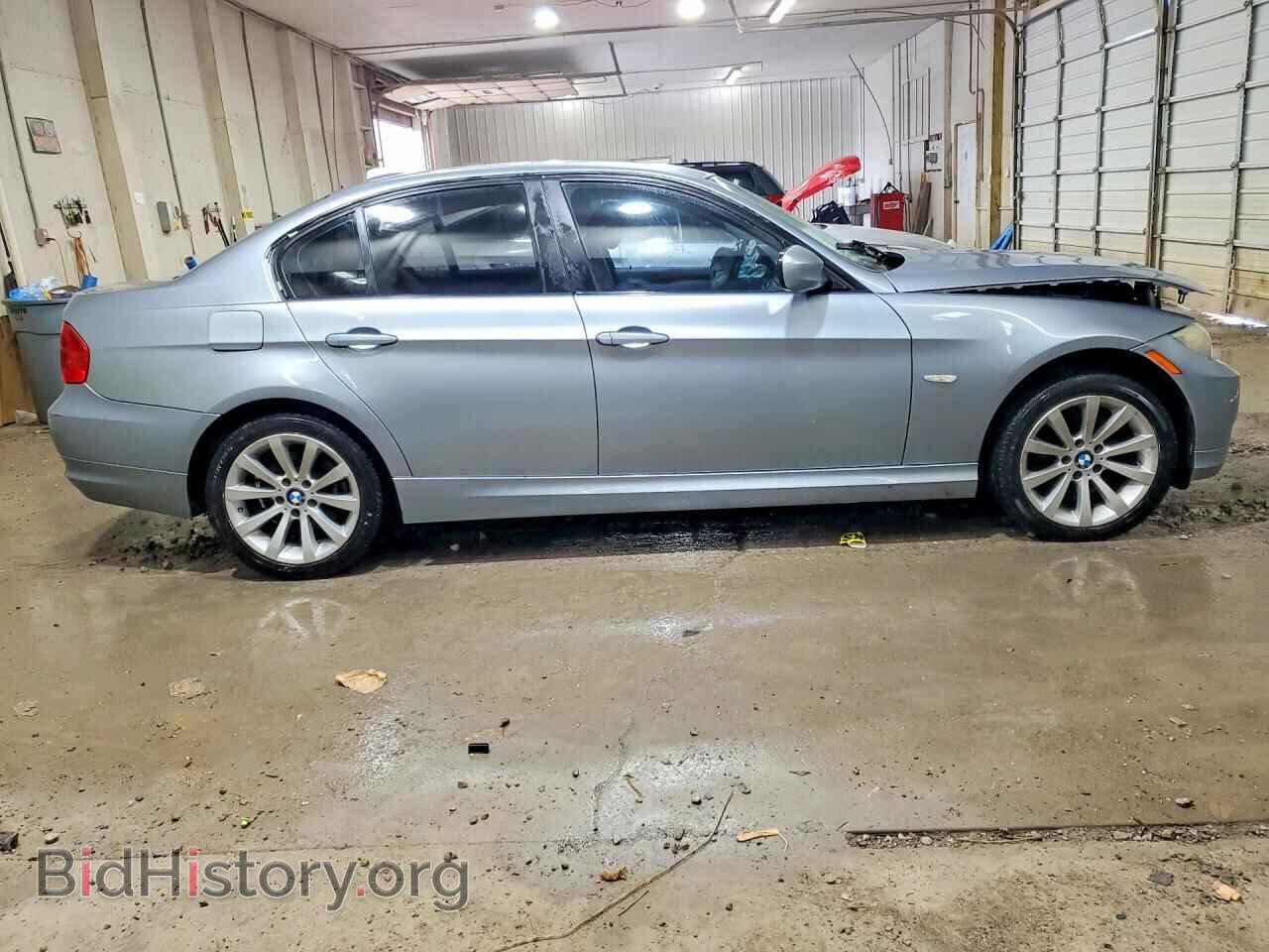 2009 BMW 3 SERIES - VIN: WBAPH77569NL83733 - Фото 3
