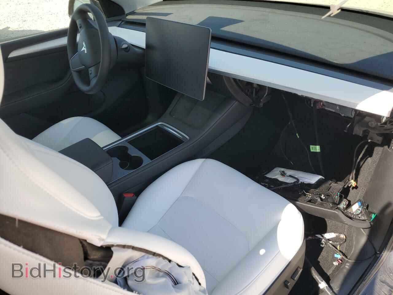 2025 TESLA MODEL Y - VIN: 7SAYGDEE3SA343187 - Фото 8