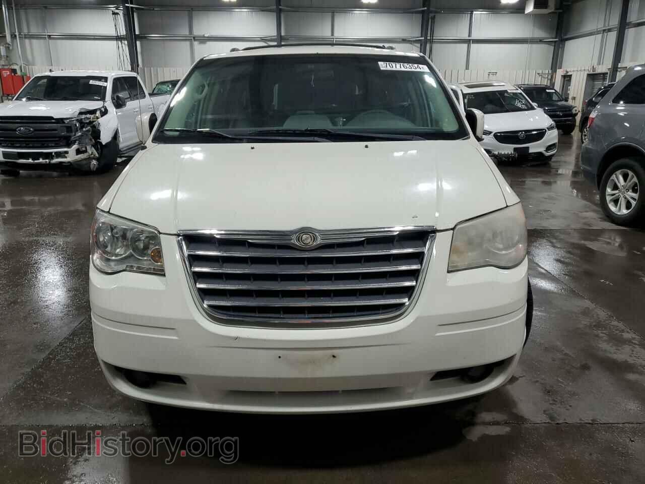 2008 CHRYSLER MINIVAN - VIN: 2A8HR54P18R788682 - Фото 5
