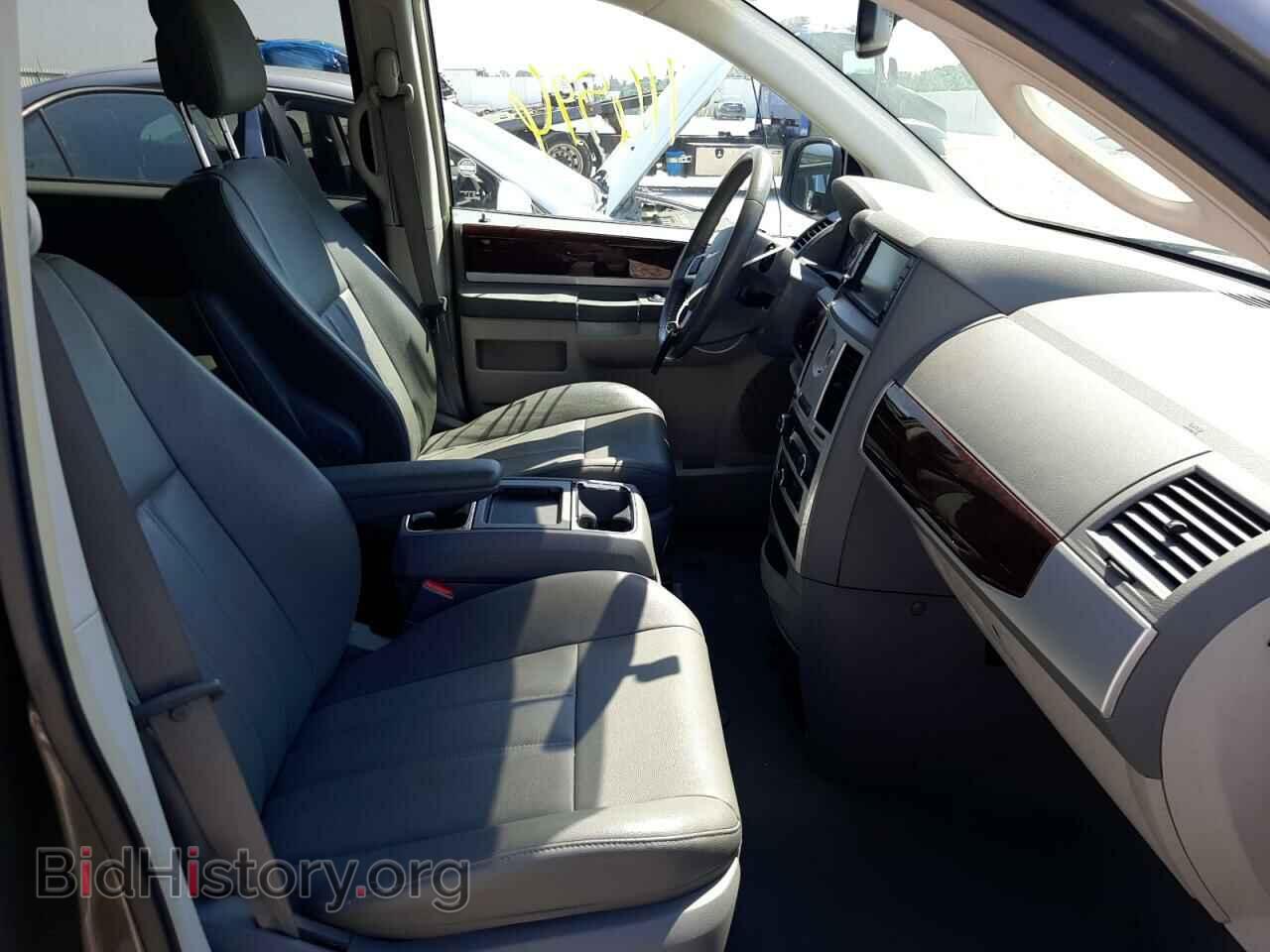 2010 CHRYSLER MINIVAN - VIN: 2A4RR5DX1AR448332 - Фото 5