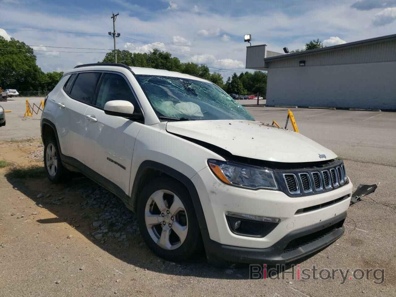 Фотография 3C4NJDBB8JT232472 - JEEP COMPASS 2018