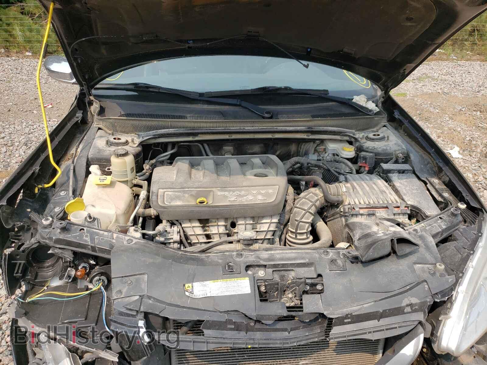2011 CHRYSLER 200 - VIN: 1C3BC2FB5BN579792 - Photo 7