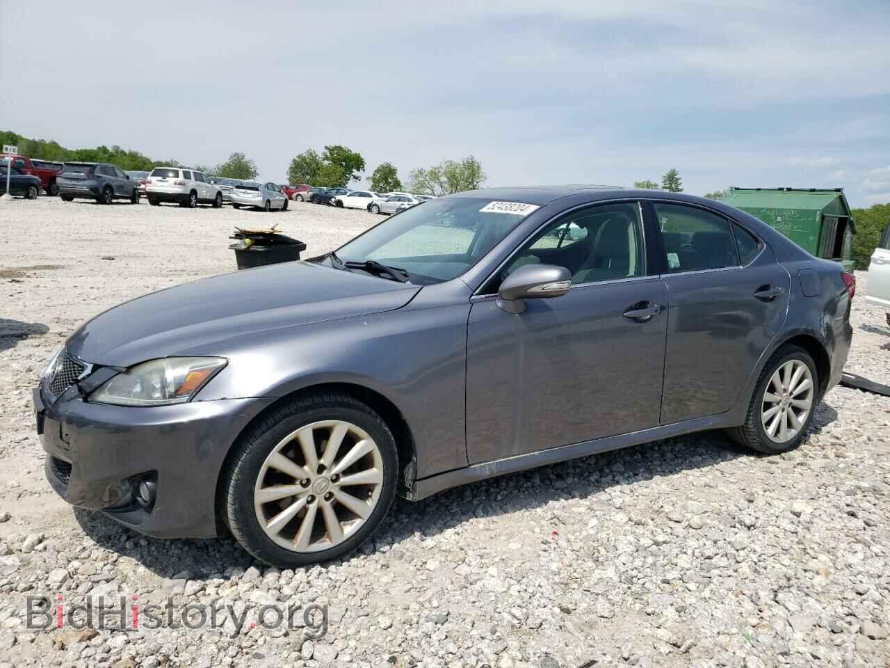 Photo JTHCF5C20C5057682 - LEXUS IS 2012