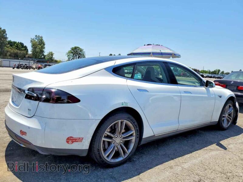 2013 Tesla MODEL S (VIN 5YJSA1CG8DFP23087) — фото 3 из 12