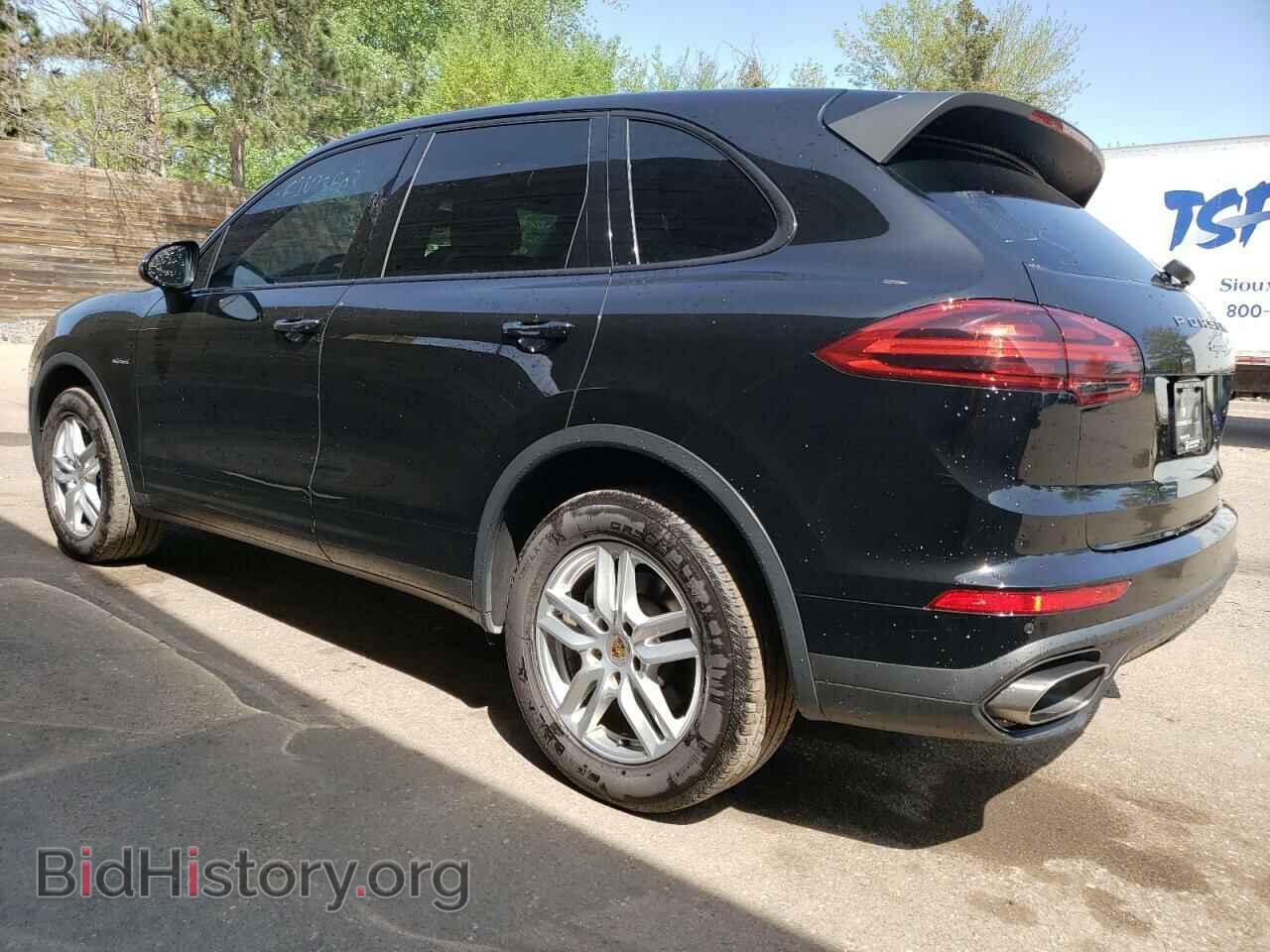 2016 PORSCHE CAYENNE - VIN: WP1AF2A22GKA40575 - Фото 2