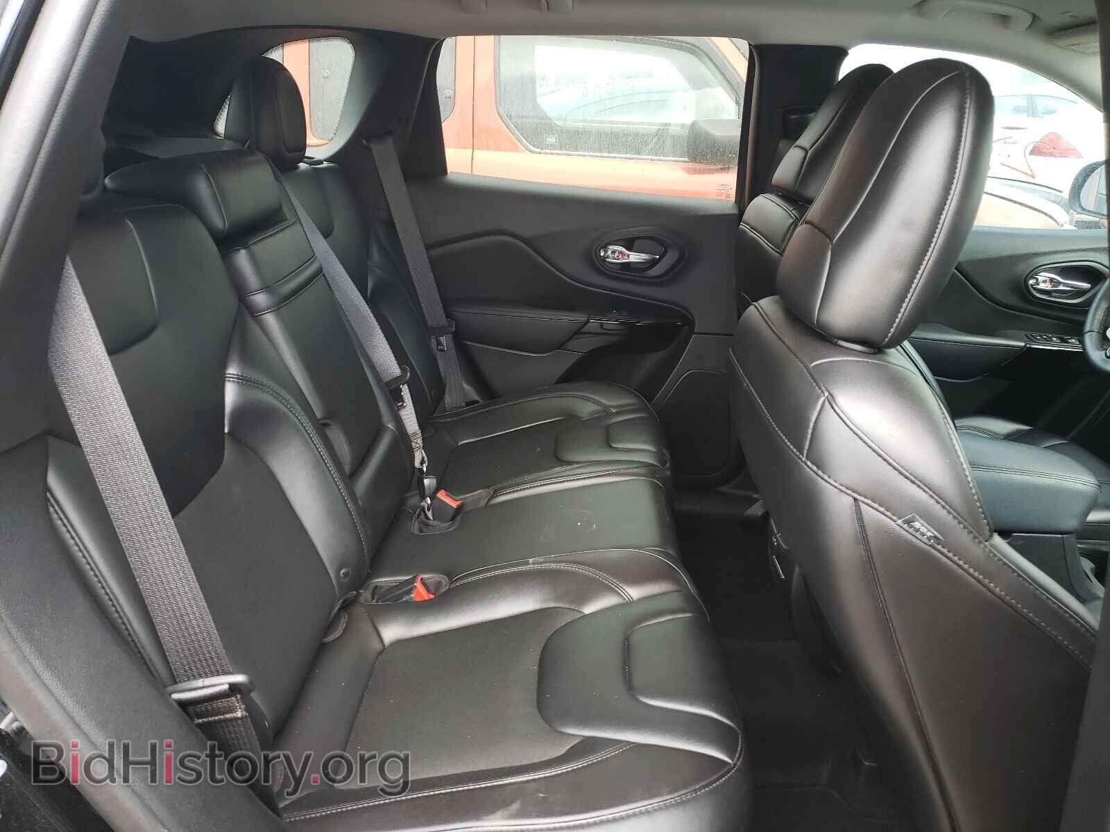 2019 JEEP CHEROKEE - VIN: 1C4PJLLB3KD324727 - Photo 6