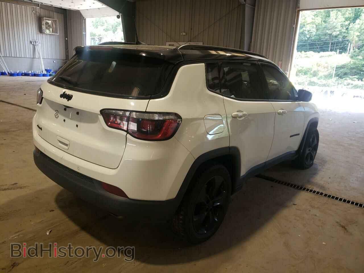 2018 JEEP COMPASS - VIN: 3C4NJDBBXJT401777 - Photo 4