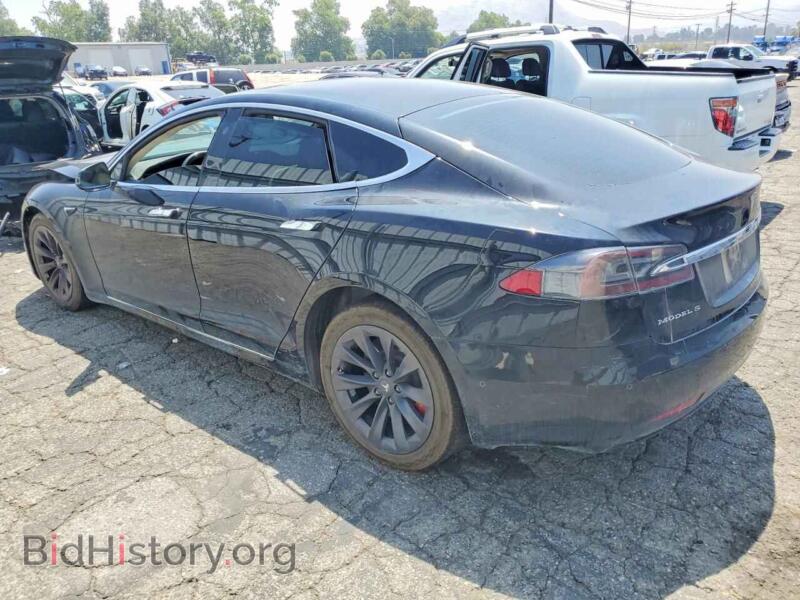 2018 Tesla MODEL S (VIN 5YJSA1E20JF260357) — фото 2 из 12