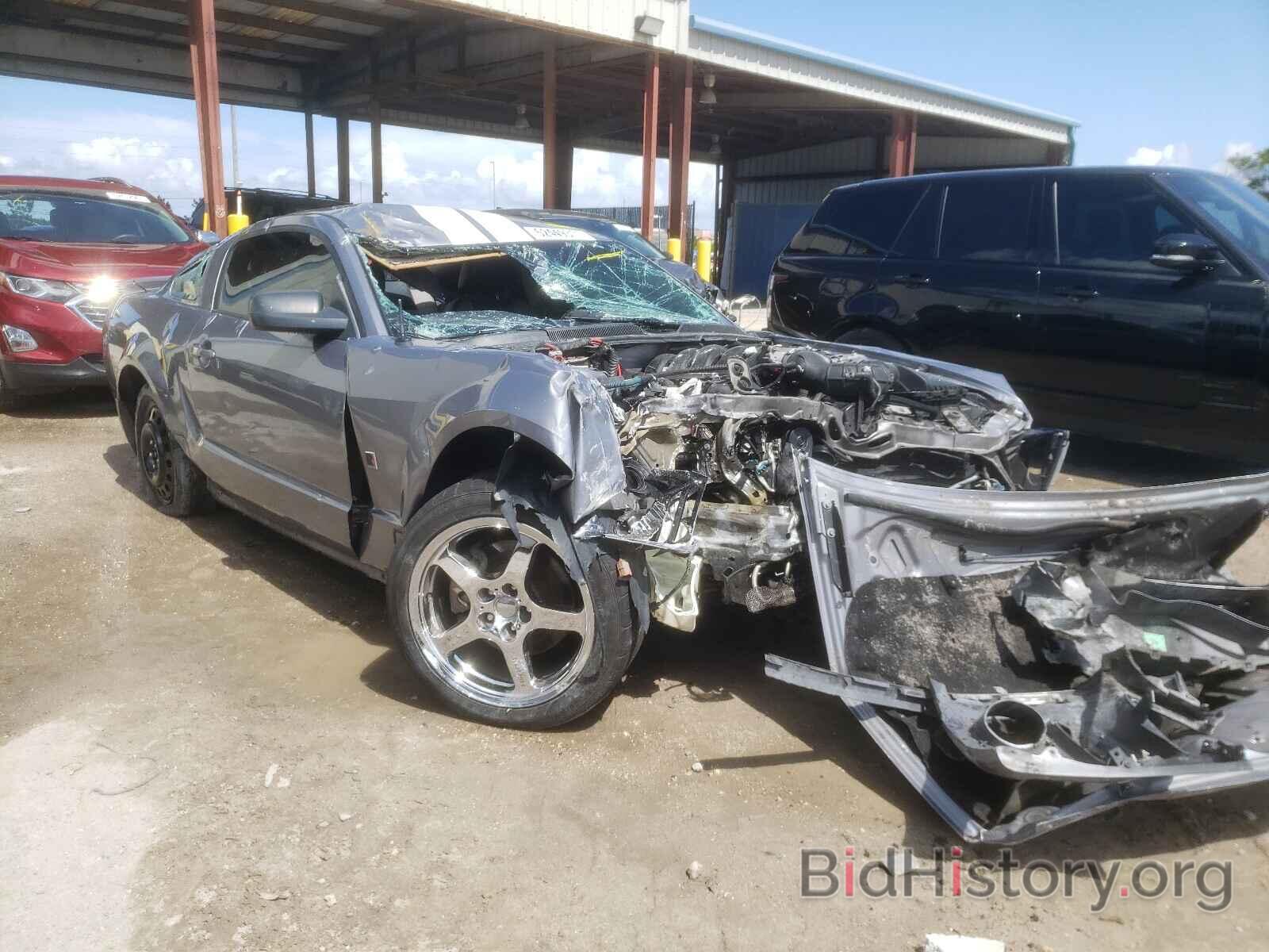 Photo 1ZVFT82H675220515 - FORD MUSTANG 2007