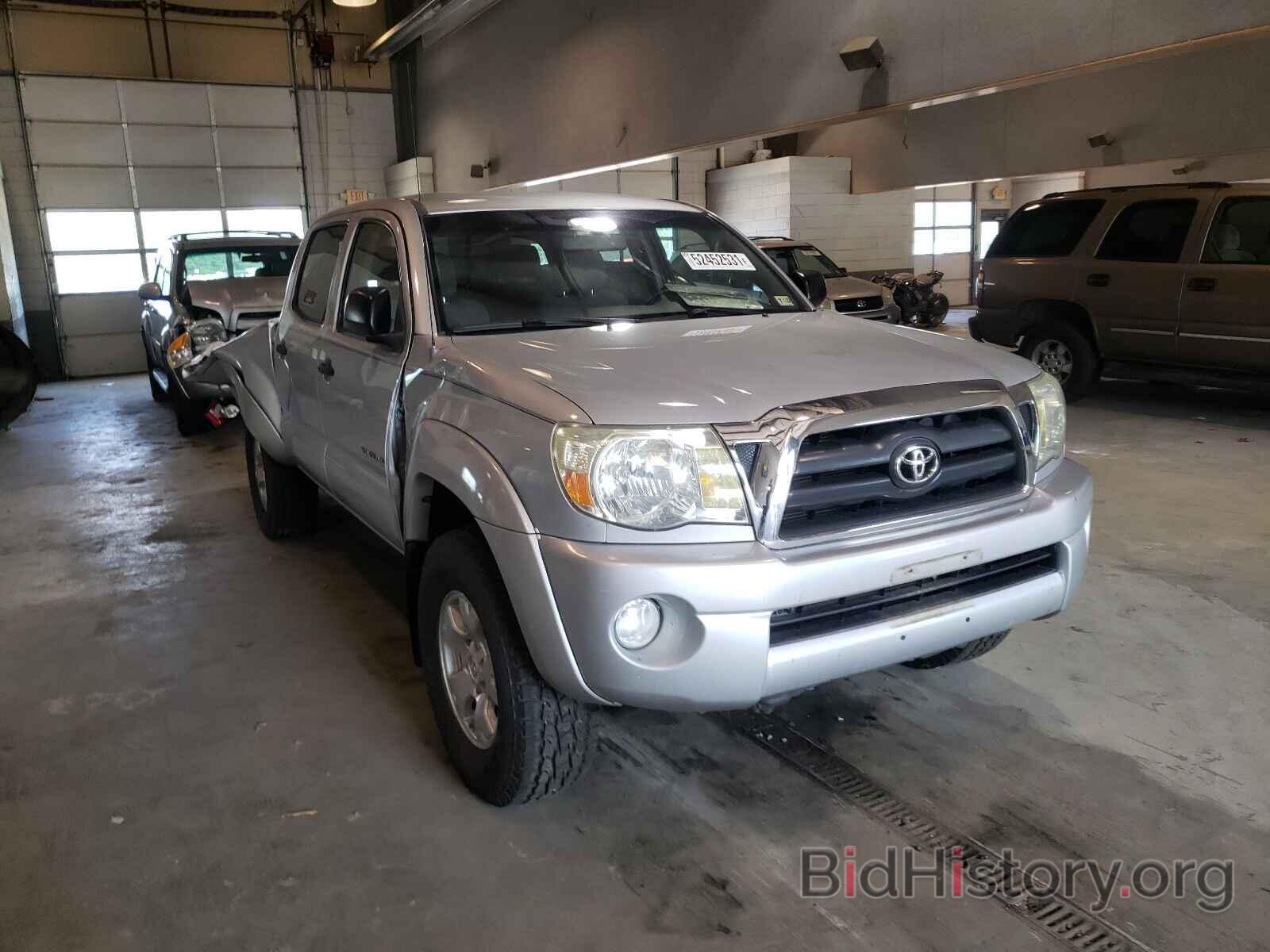 Photo 3TMLU42N87M011868 - TOYOTA TACOMA 2007