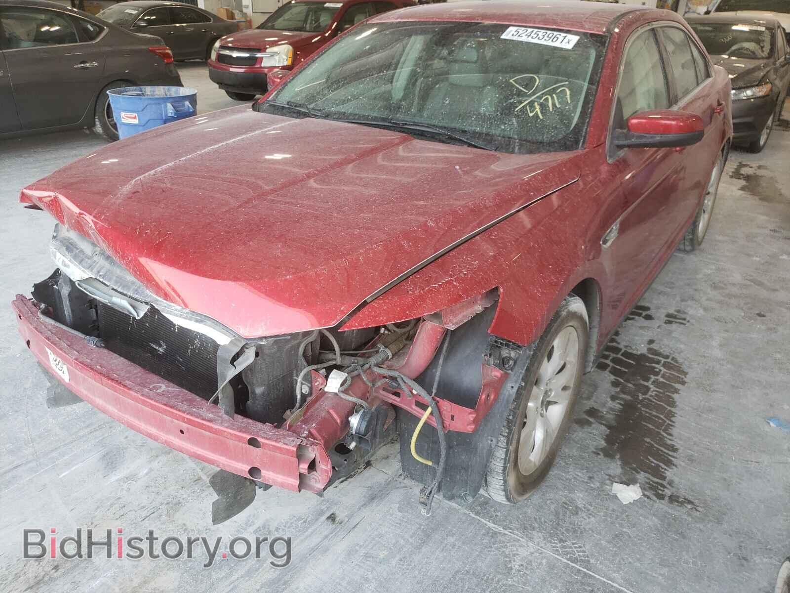 2011 FORD TAURUS - VIN: 1FAHP2EW3BG174717 - Фото 2