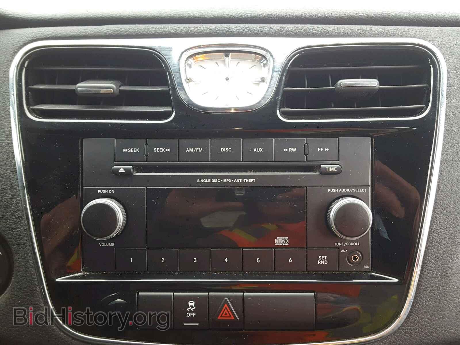 2013 CHRYSLER 200 - VIN: 1C3CCBAB8DN670022 - Фото 9
