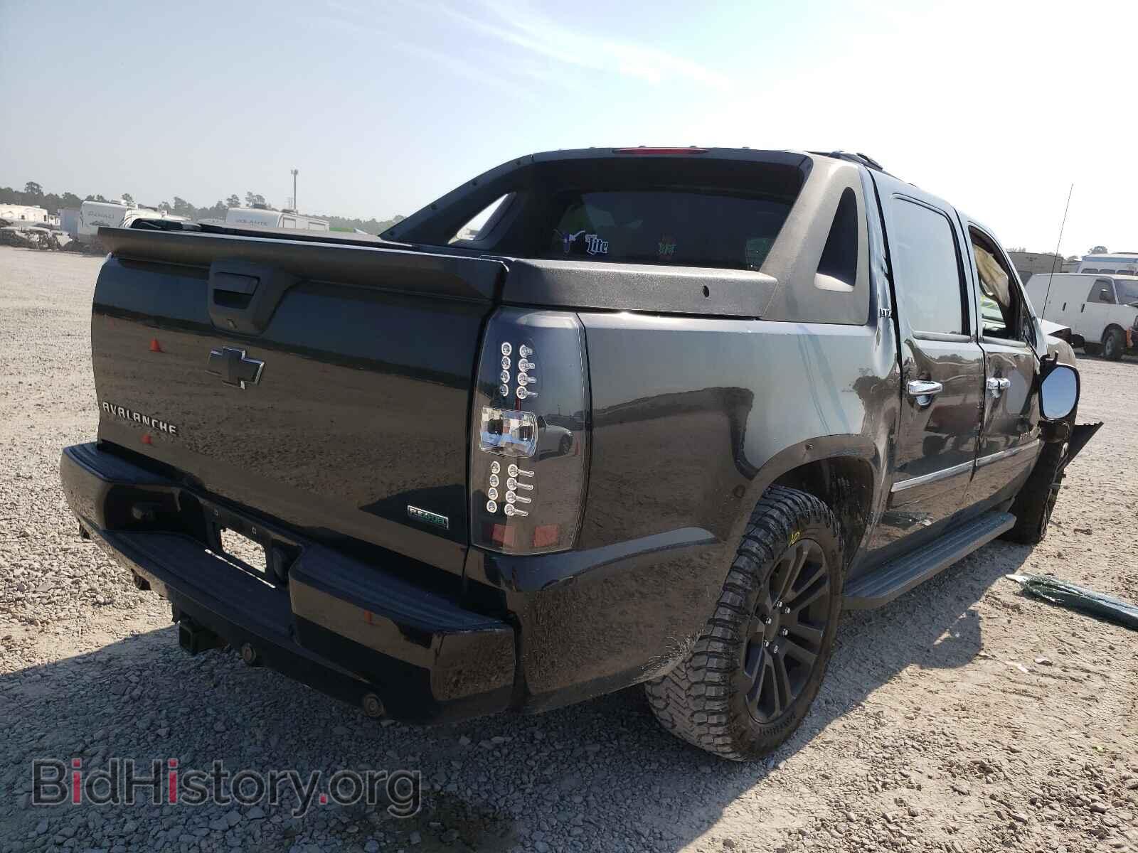 2011 CHEVROLET AVALANCHE - VIN: 3GNMCGE02BG108197 - Фото 4
