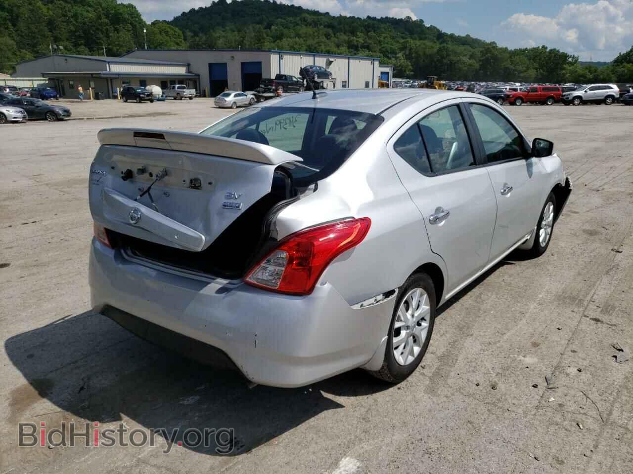 2017 NISSAN VERSA - VIN: 3N1CN7AP1HL907019 - Photo 4