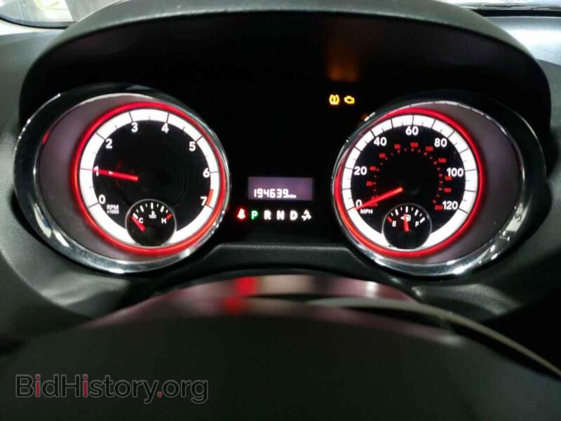 2016 Dodge CARAVAN (VIN 2C4RDGBG9GR257463) — photo 9 of 13