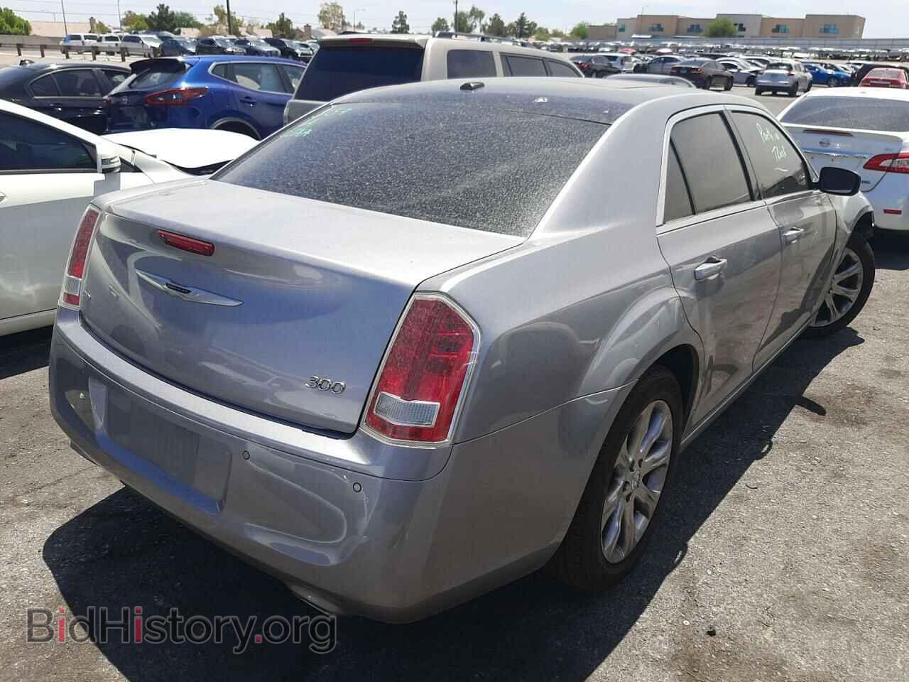 2013 CHRYSLER 300 - VIN: 2C3CCAGT1DH590385 - Фото 4