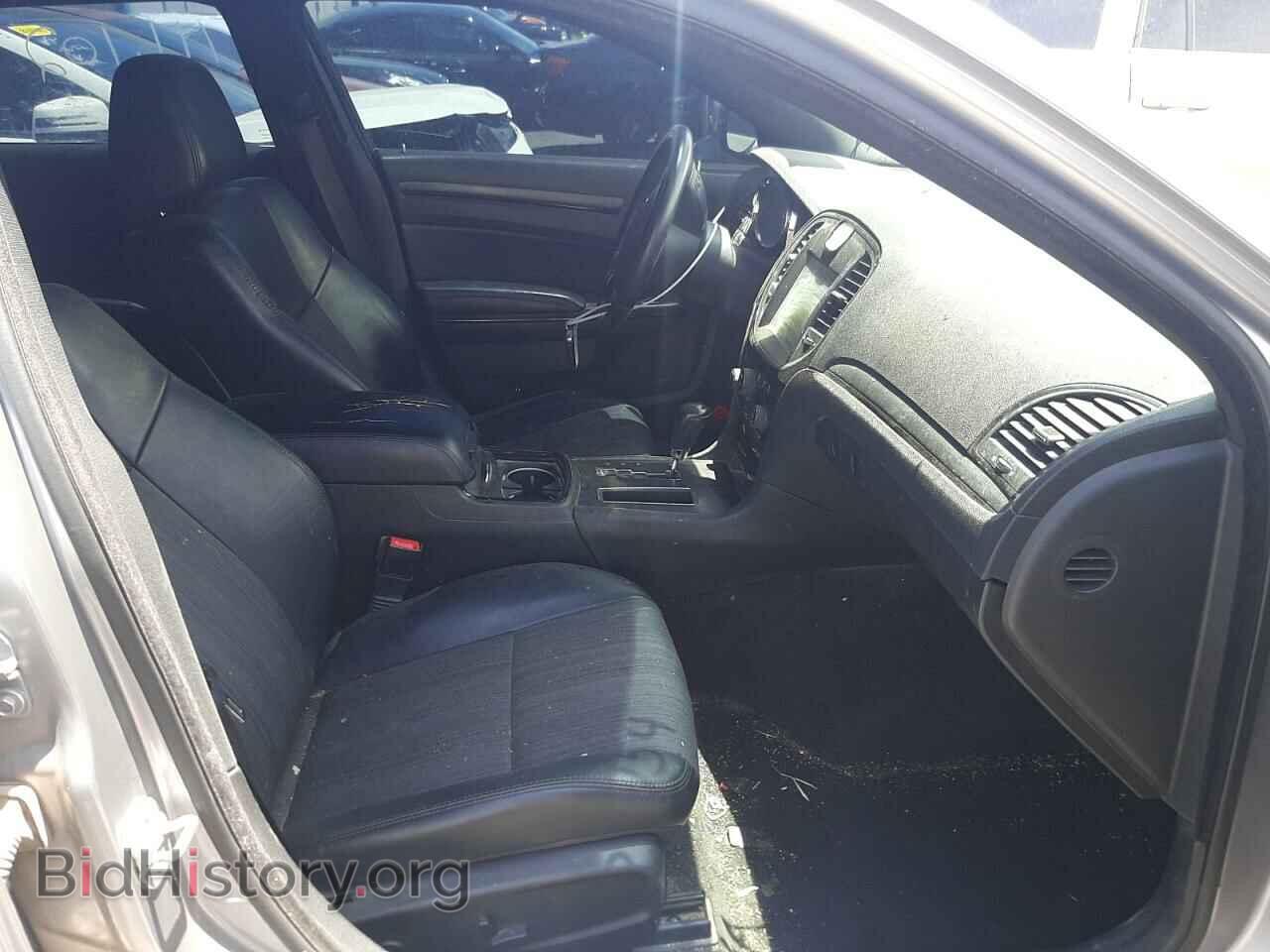 2013 CHRYSLER 300 - VIN: 2C3CCAGT1DH590385 - Фото 5