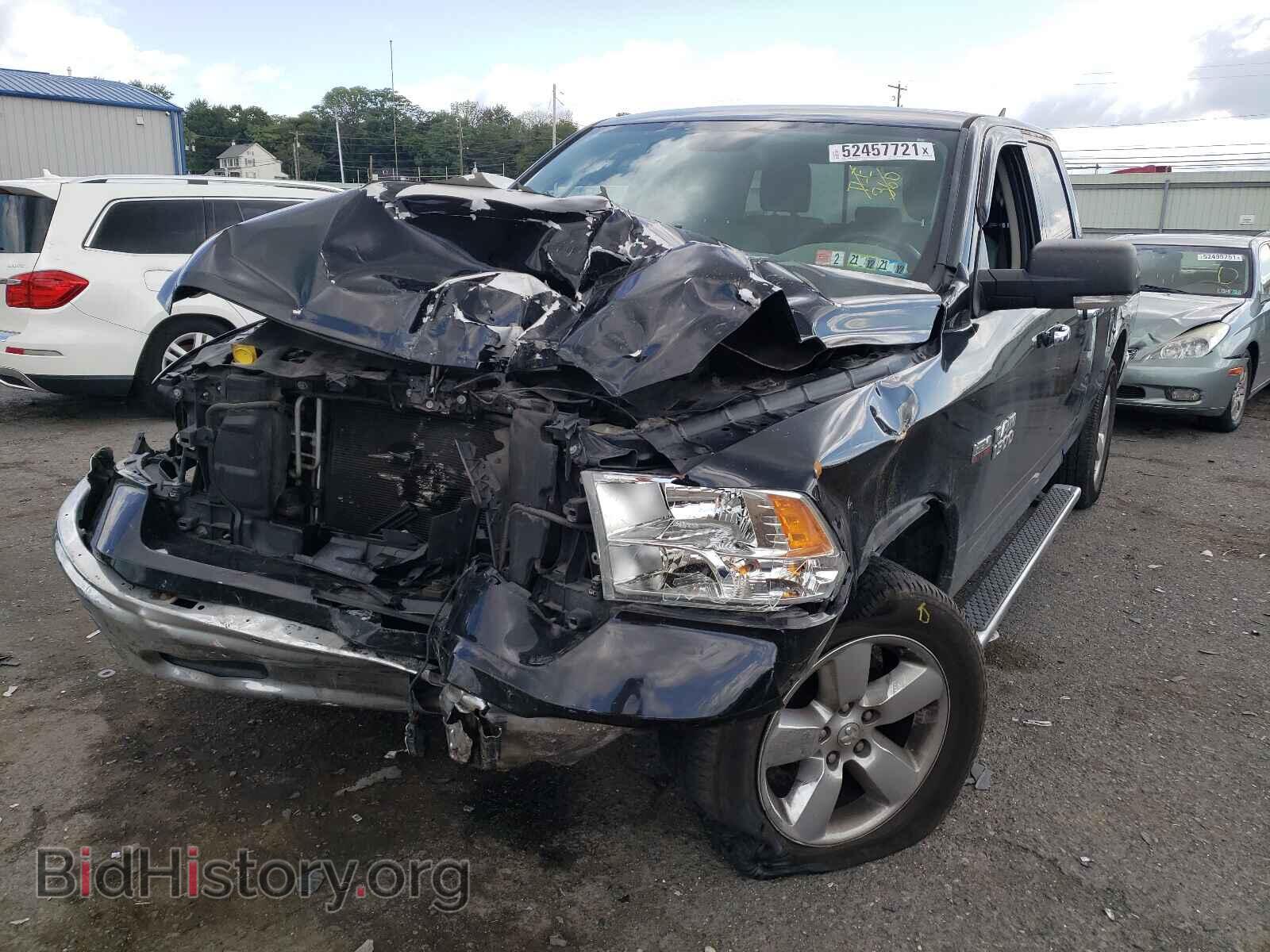 2015 RAM 1500 - VIN: 1C6RR7GT3FS601932 - Photo 2