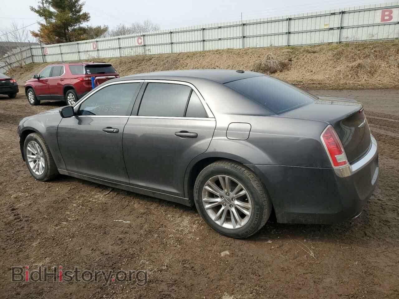 2014 CHRYSLER 300 - VIN: 2C3CCAAG1EH276152 - Фото 2