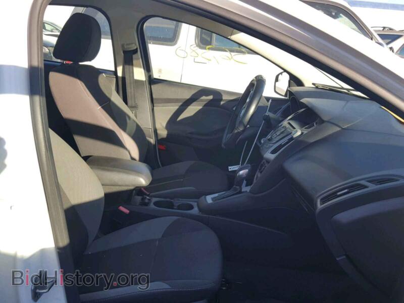2013 Ford FOCUS (VIN 1FADP3F23DL313593) — фото 5 из 10