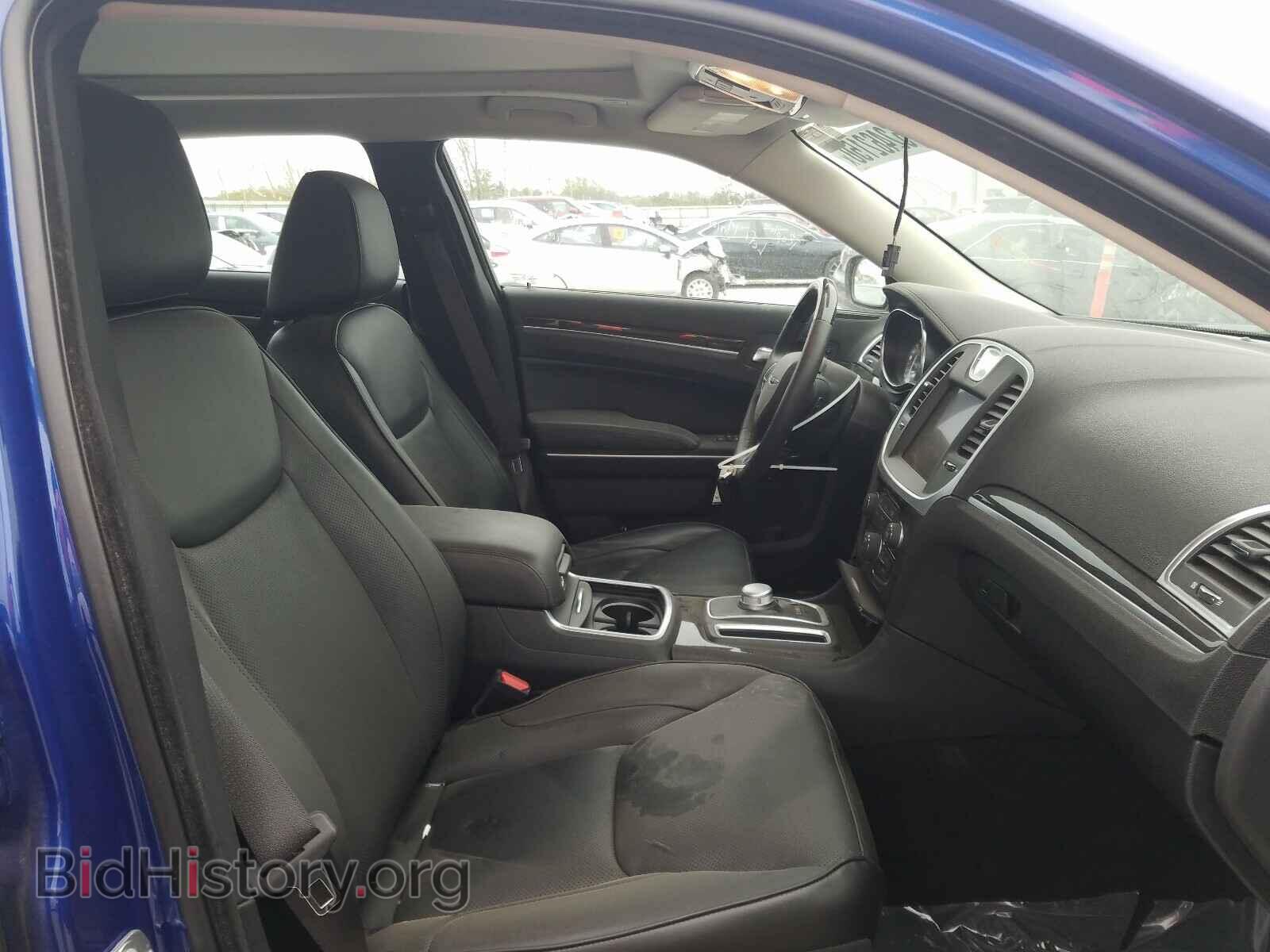 2019 CHRYSLER 300 - VIN: 2C3CCAEG5KH722955 - Фото 5