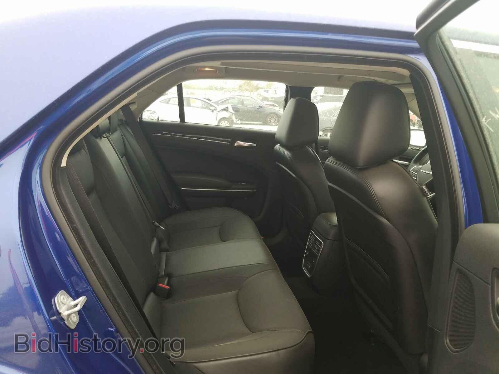 2019 CHRYSLER 300 - VIN: 2C3CCAEG5KH722955 - Фото 6