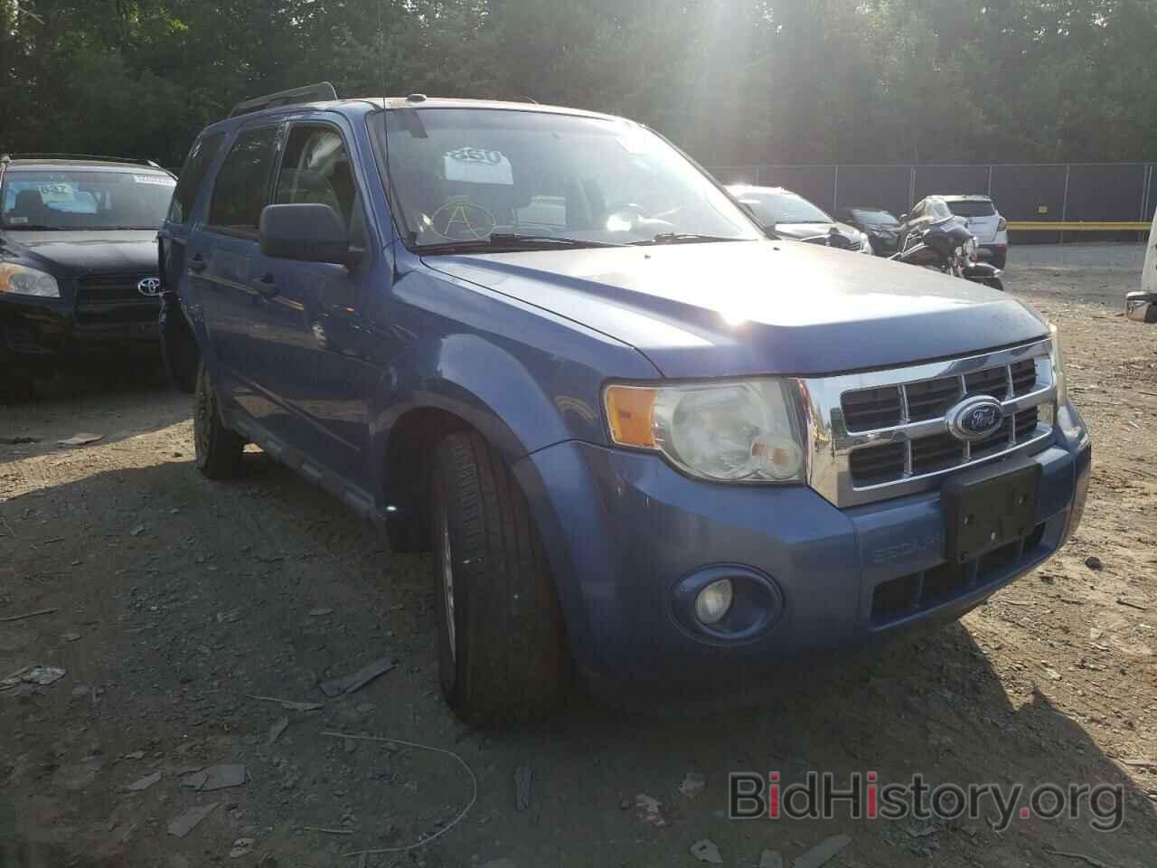 Photo 1FMCU0DG1AKC42354 - FORD ESCAPE 2010