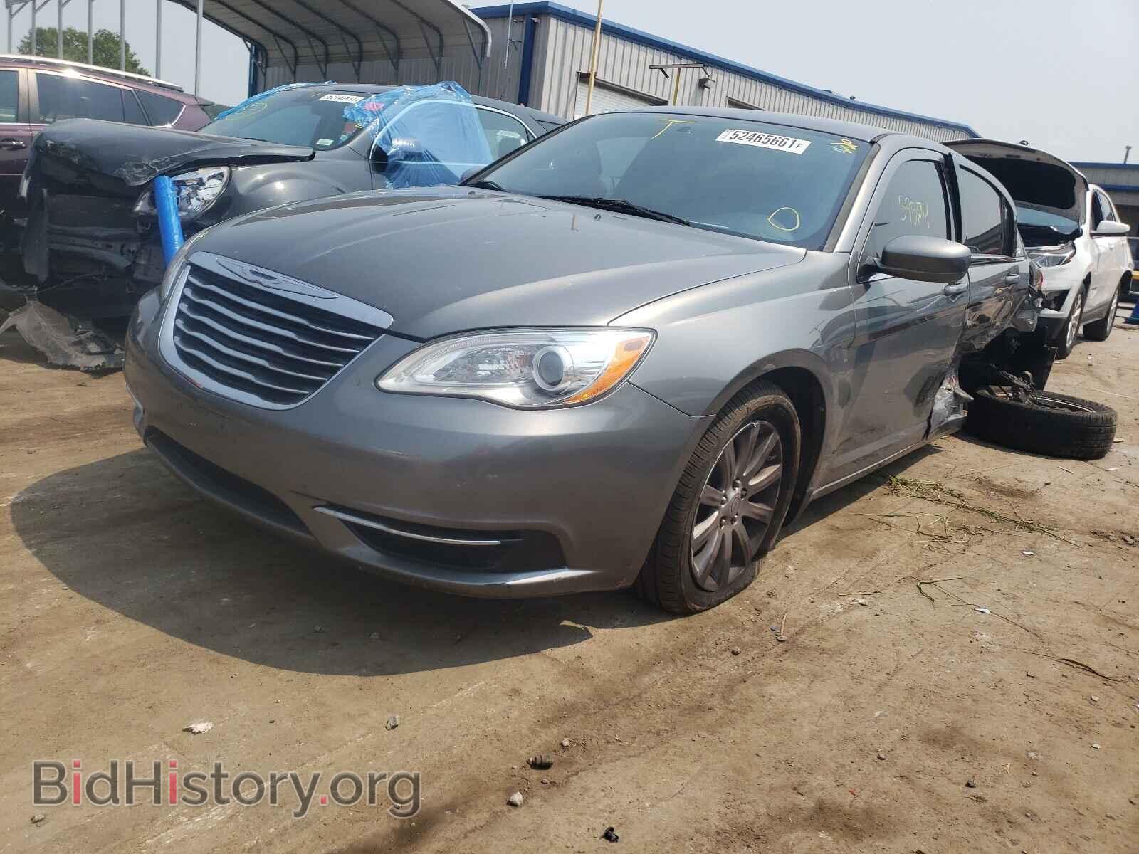 2013 CHRYSLER 200 - VIN: 1C3CCBBB9DN600902 - Фото 2
