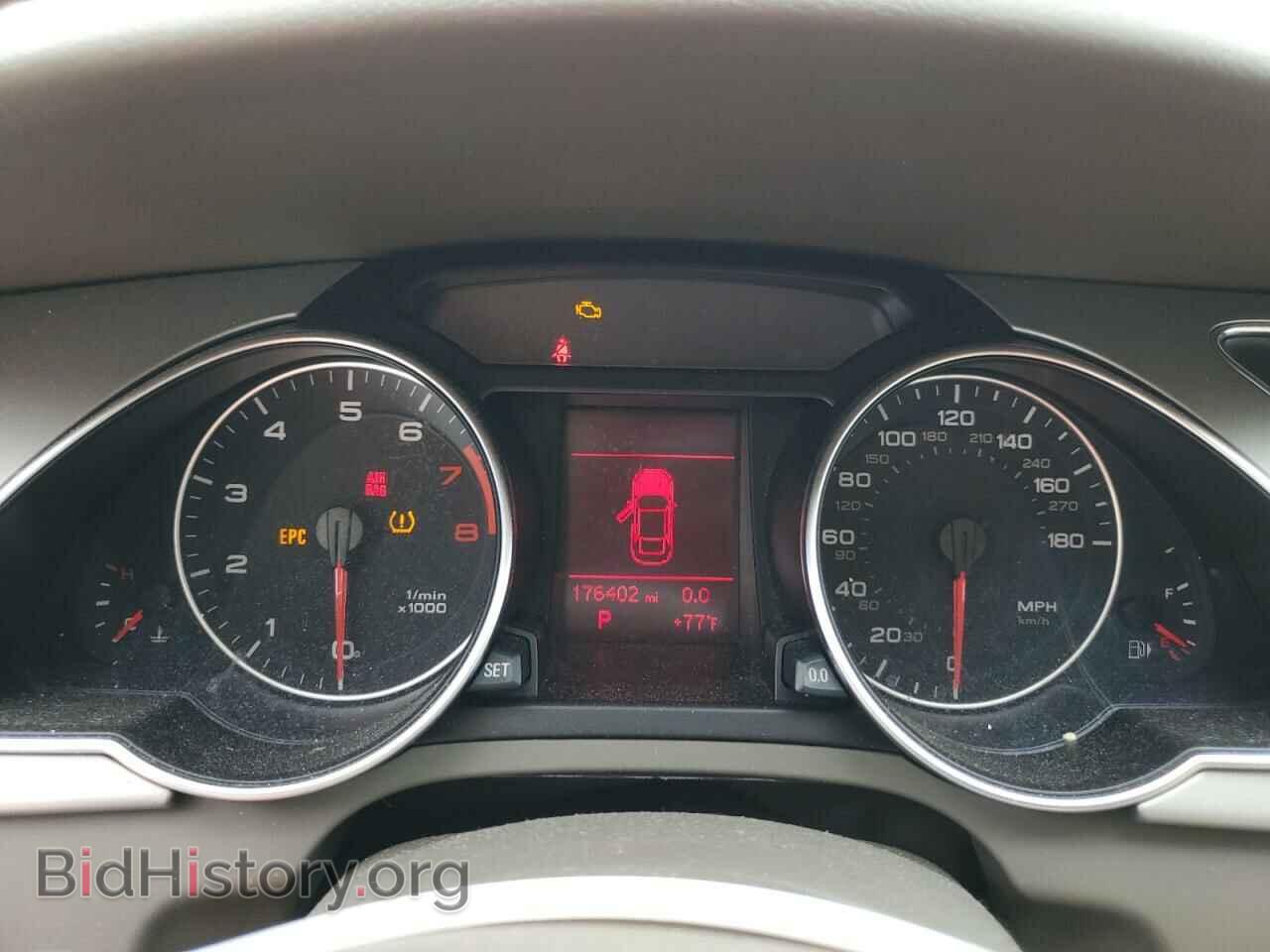 2010 AUDI A5 - VIN: WAUCFAFR2AA053573 - Photo 9