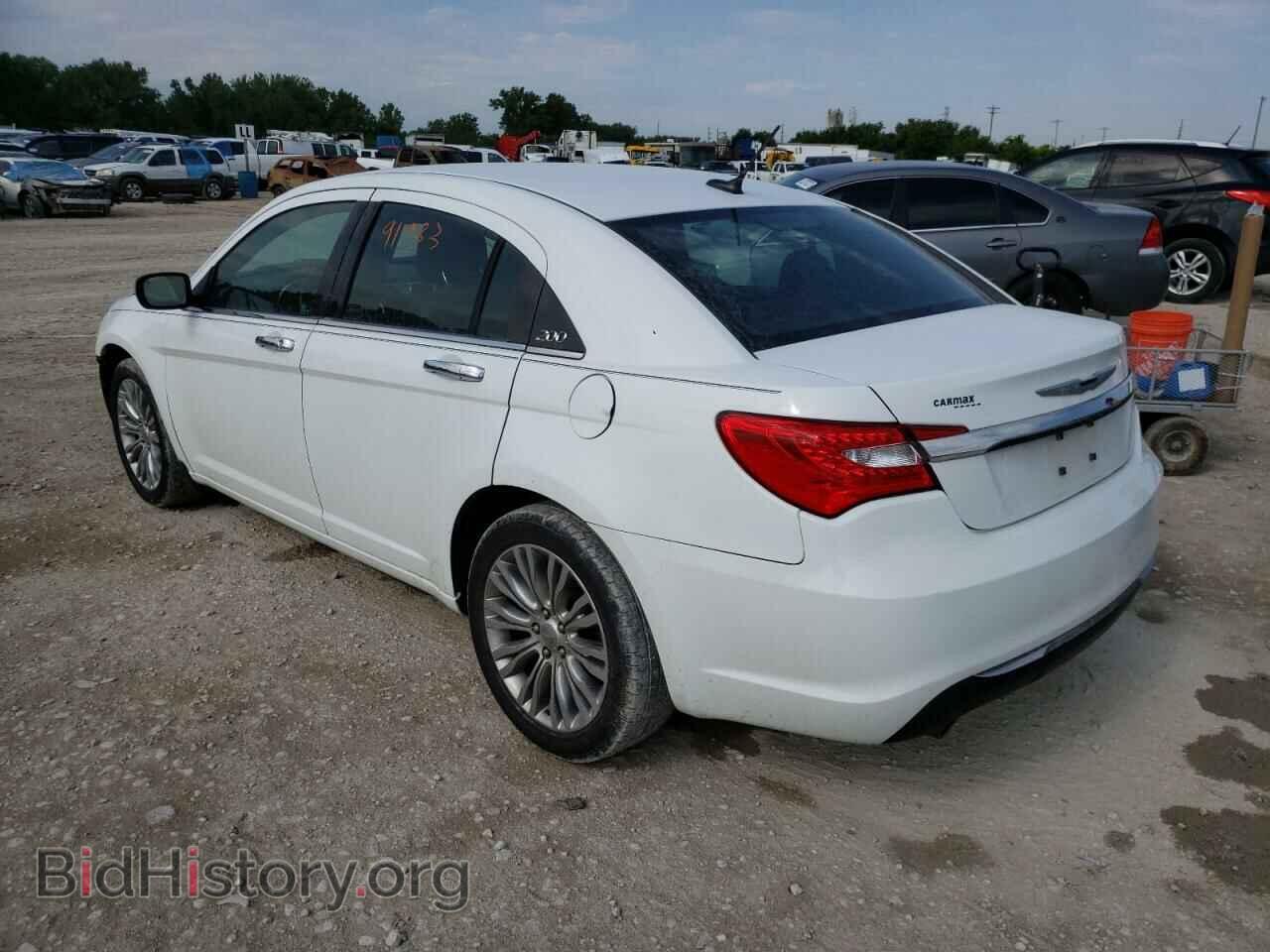 2013 CHRYSLER 200 - VIN: 1C3CCBCGXDN574823 - Фото 3
