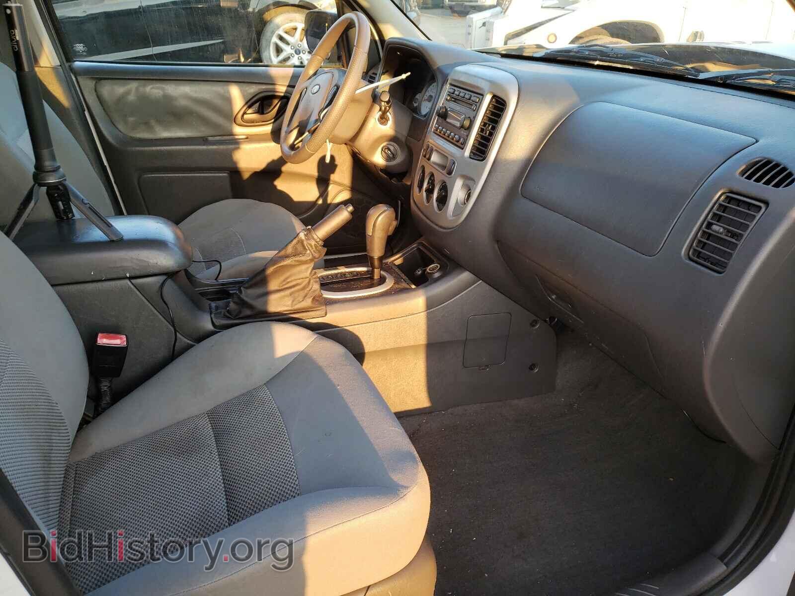 2006 FORD ESCAPE - VIN: 1FMCU03146KA31055 - Фото 5