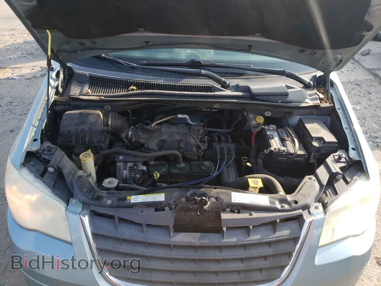2008 CHRYSLER MINIVAN - VIN: 2A8HR44H38R841840 - Фото 7